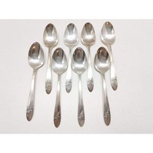8-Oneida Silver Queen Bess II Silverplate 1946 Tudor Diagonal Floral Teaspoons